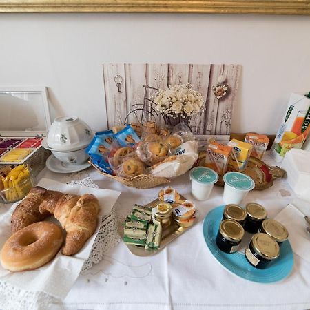 B&B" Del Castello" Roccascalegna Экстерьер фото